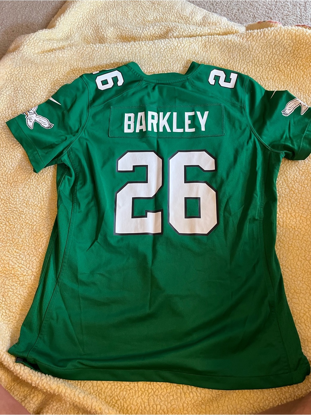 Nike NFL #26 Green Football Jersey - Picture 3 of 3